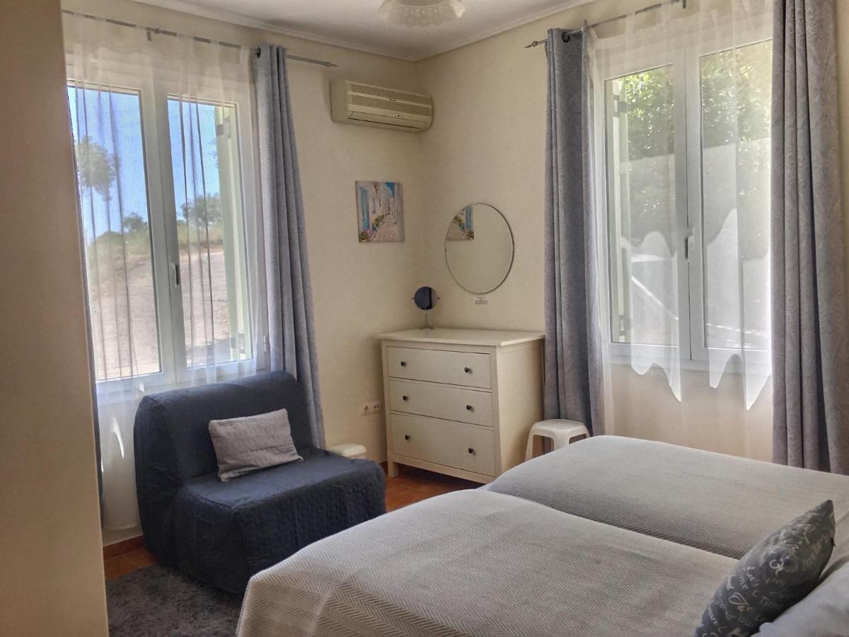 Gastouri Villa Pascalia With Heated Pool In October And Views Achílleion 外观 照片