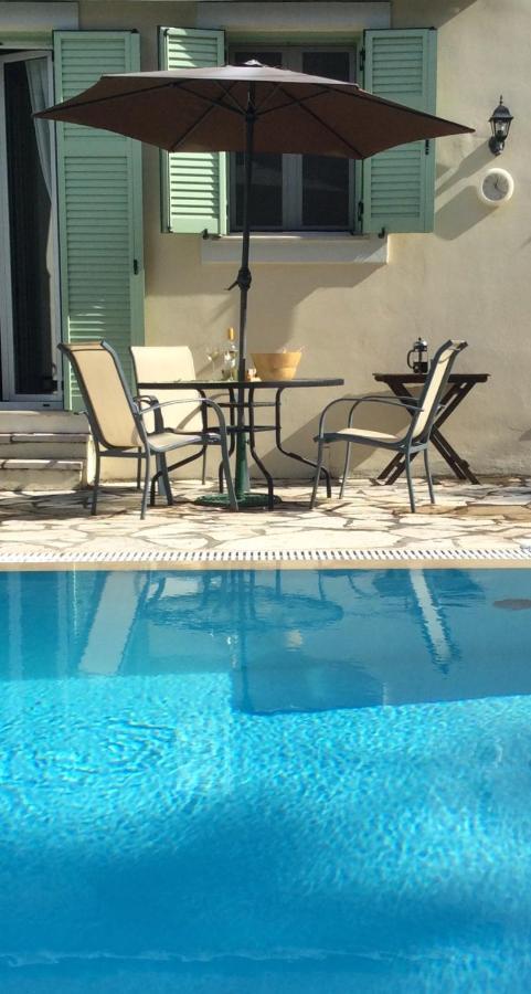 Gastouri Villa Pascalia With Heated Pool In October And Views Achílleion 外观 照片